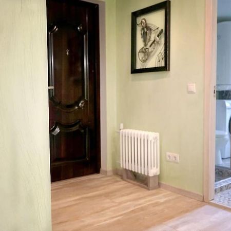 Prime 2Br/Ba Apt Next To Main Station & Olympic Center Liepāja Екстериор снимка